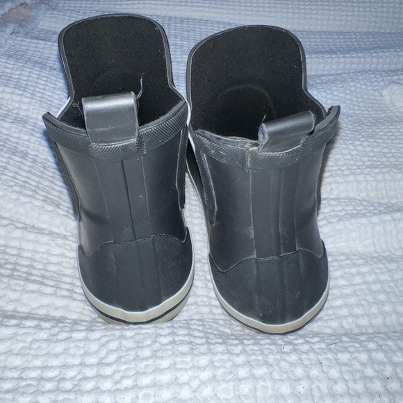 Adult rain boots - Picture 4 of 4